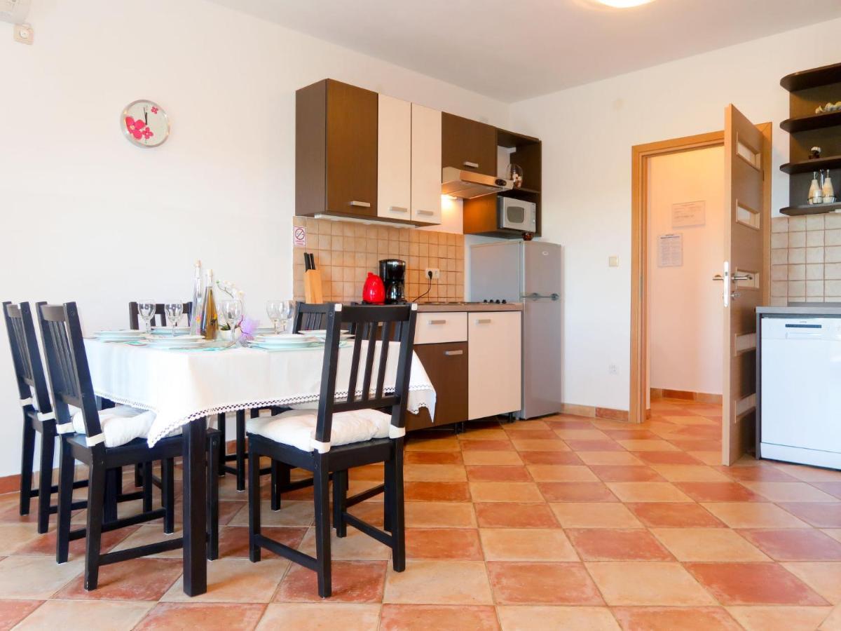 Apartment Urdih - Krk316 By Interhome Malinska